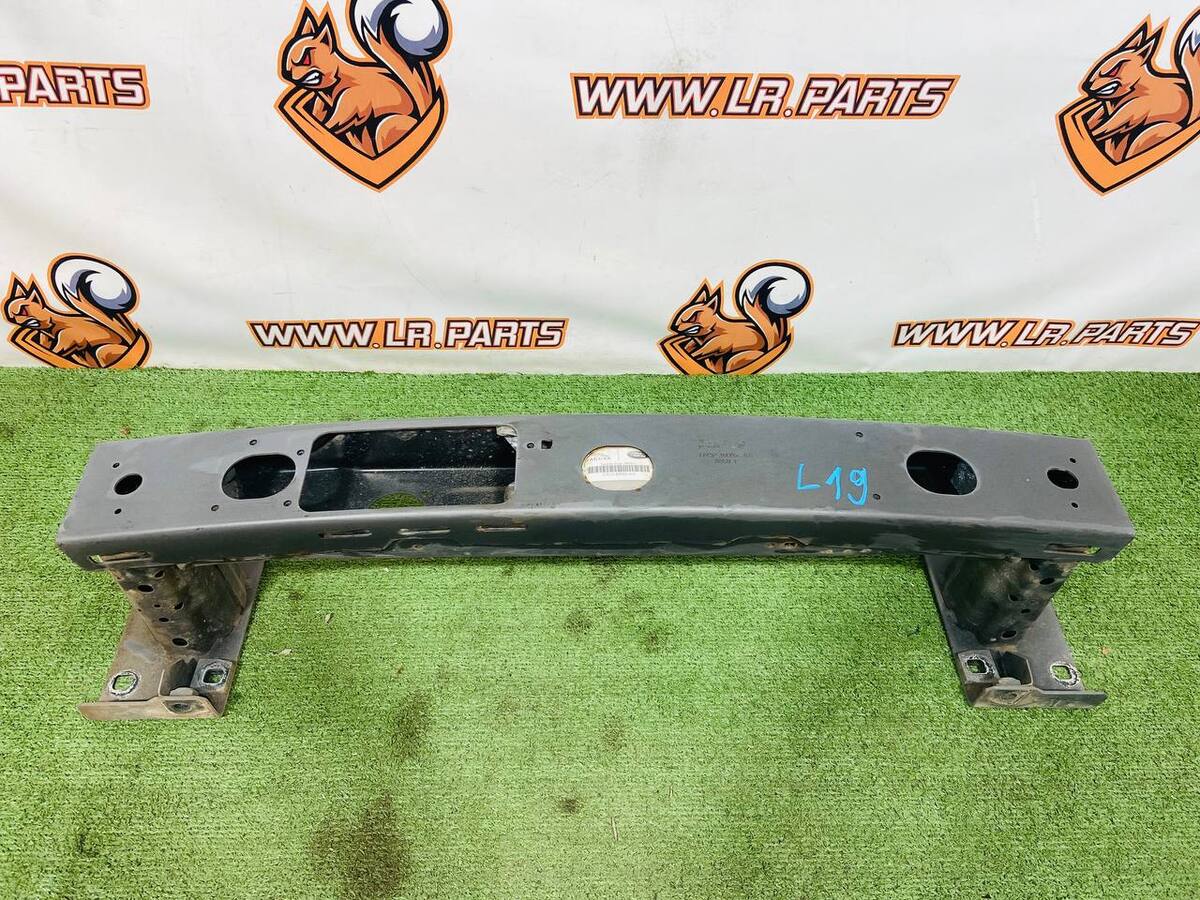 LR080004 Front bumper reinforcement Land Rover Discovery 5 L462 (2017-) USED